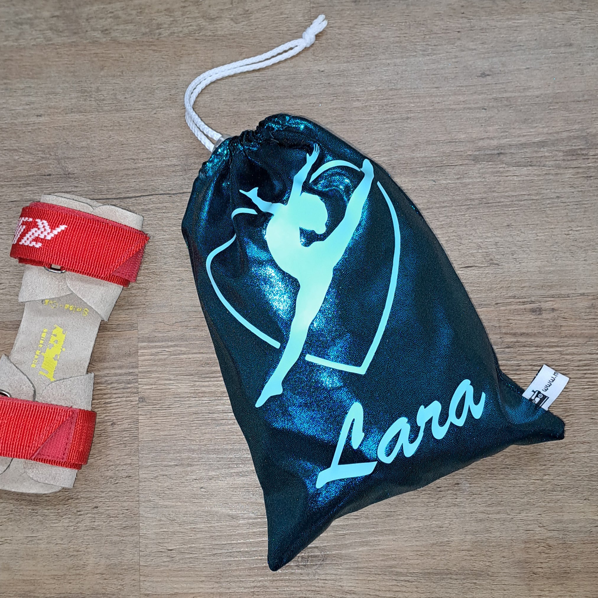 Turnledersäckli Turnen Kunstturnen Geräteturnen Accessoires swiss made Glanzlycra