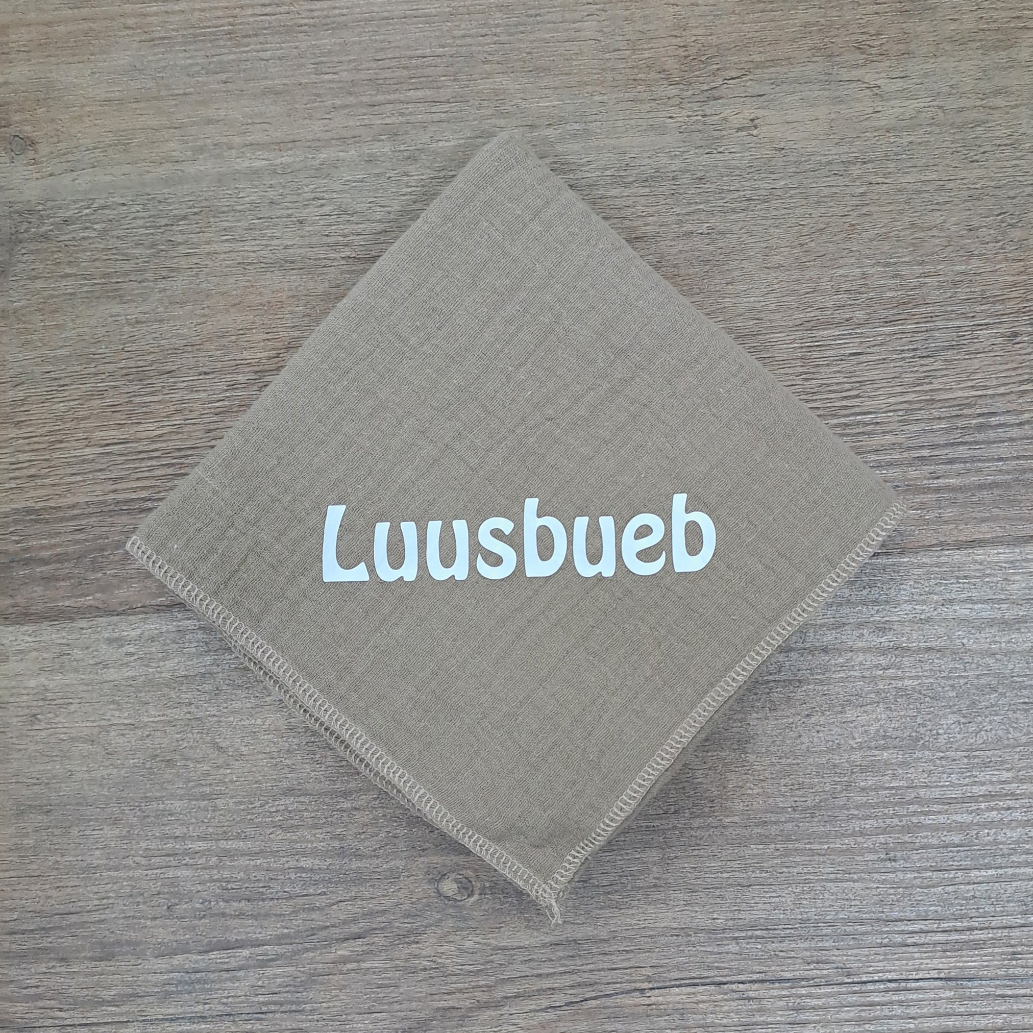Nuscheli Luusbueb, diverse Farben
