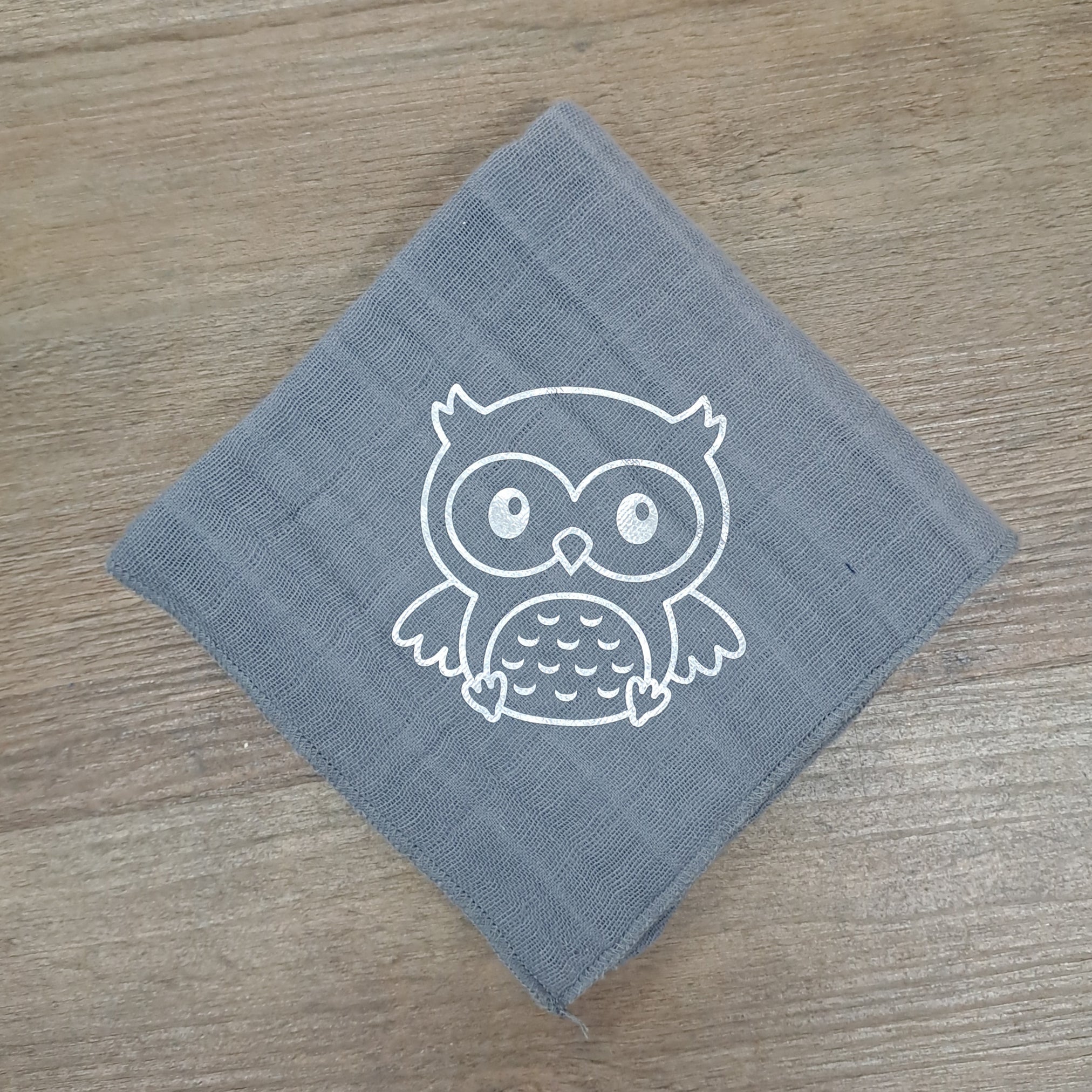 Nuscheli Eule, diverse Farben