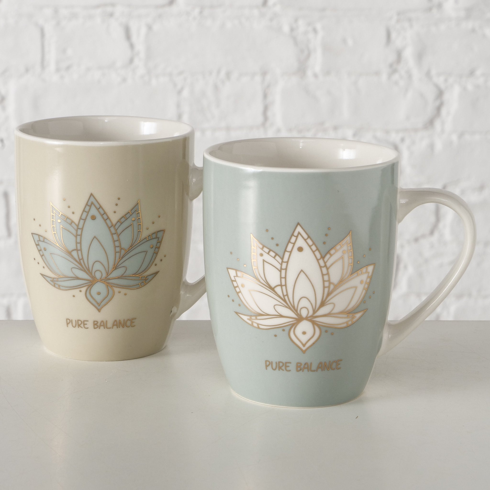 Becher Bali – New Bone Porzellan mit floralem Design in Beige, Gold & Türkis