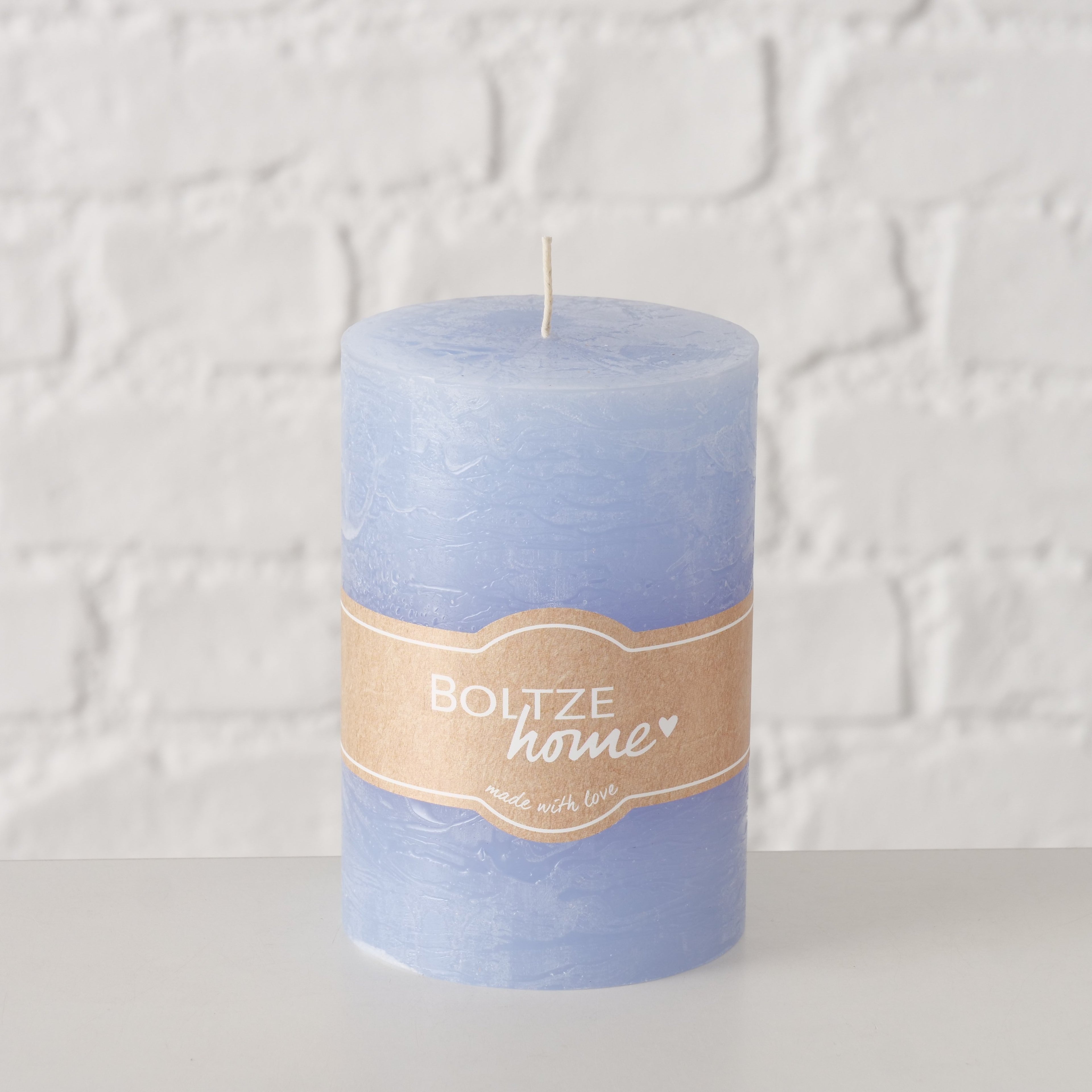 Stumpenkerze Casual Hellblau – Premium Paraffinkerze, 42h Brenndauer