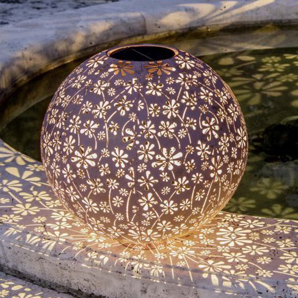 Solar Antic Ball Daisy